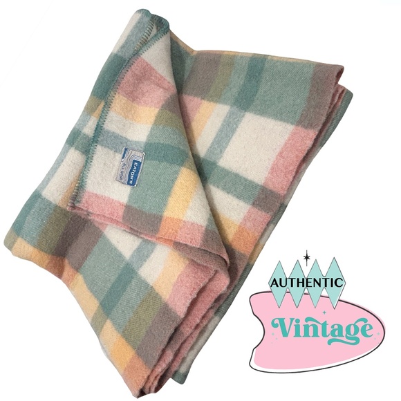 Vintage Eaton's Wool Blanket Throw Pastel Plaid Tartan Mid Century 70"X78" RARE - Picture 8 of 10